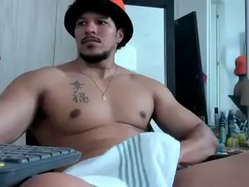 Chaturbate Watch Live Sex Cams of adambrocs1