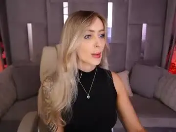 Chaturbate Live Sex Cam of cherrishlulu