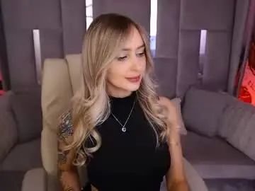 Chaturbate Adult Video Chat of cherrishlulu