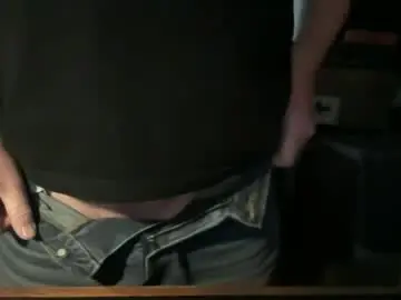 Chaturbate Live Sex Cam of wintyr