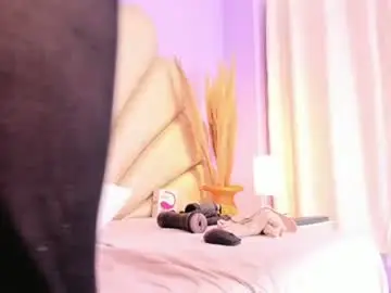 Chaturbate Live Sex Cam of coralinejoness