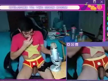 Chaturbate Live Sex Cam of harddmikee