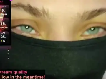 Chaturbate Live Porn of purrs_and_pawns