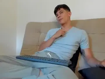 Chaturbate Sex Chat of yizus_bonz
