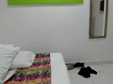 Chaturbate Nude Webcam of yizus_bonz