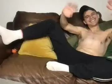 Chaturbate Watch Live Sex Cams of camdoattitude