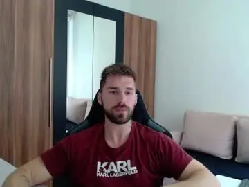 Chaturbate Adult Webcams of darius_94