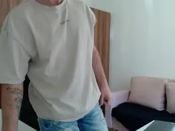 Chaturbate Free Live Porn of darius_94