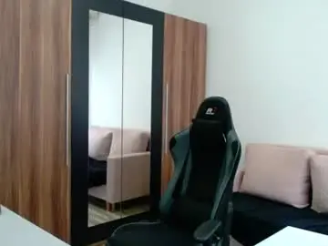 Chaturbate Sex Chat of darius_94