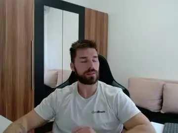 Chaturbate Live Porn of darius_94
