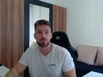 Chaturbate Free Porn Cam of darius_94