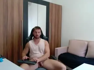 Chaturbate Sex Chat of darius_94