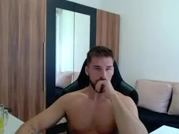 Chaturbate Best live sex cam show of darius_94