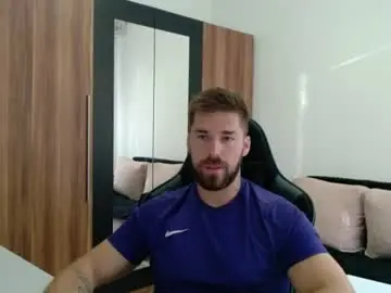 Chaturbate Best live sex cam show of darius_94