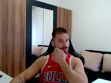 Chaturbate Live Porn of darius_94