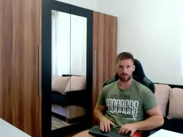 Chaturbate Nude Webcam of darius_94