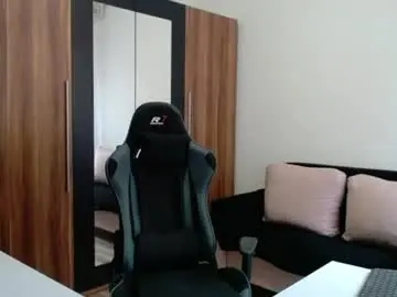 Chaturbate Adult Webcams of darius_94