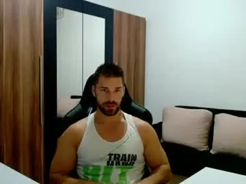 Chaturbate Sex Cam of darius_94