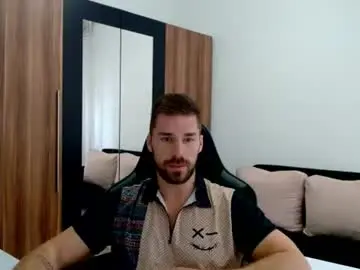 Chaturbate Free Porn Cam of darius_94