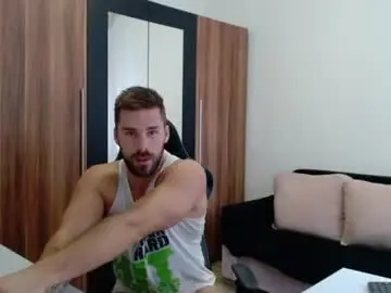 Chaturbate Sex Cam of darius_94