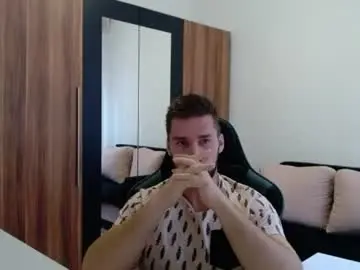 Chaturbate Nude Webcam of darius_94