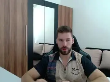 Chaturbate Sex Cam of darius_94