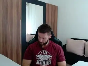 Chaturbate Live Sex Cam of darius_94