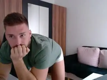 Chaturbate Best live sex cam show of darius_94