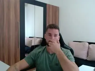 Chaturbate Sex Chat of darius_94