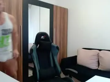 Chaturbate Free Porn Cam of darius_94