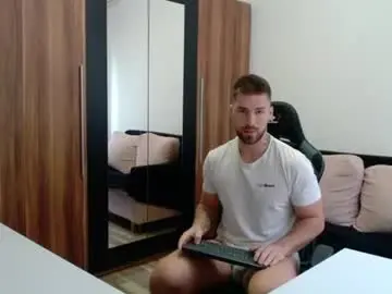 Chaturbate Sex Chat of darius_94