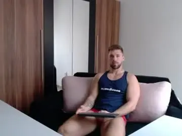 Chaturbate Sex Cam of darius_94