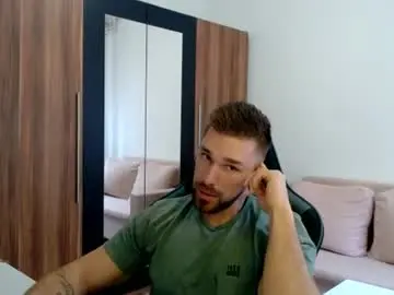 Chaturbate Adult Webcam of darius_94