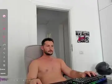 Chaturbate Watch Live Sex Cams of hard_chriss