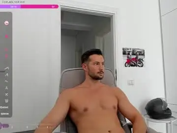 Chaturbate Free Live Porn of hard_chriss