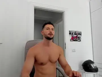 Chaturbate Best live sex cam show of hard_chriss
