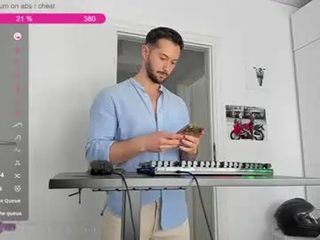Chaturbate Free Live Porn of hard_chriss