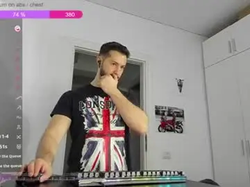Chaturbate Watch Live Sex Cams of hard_chriss