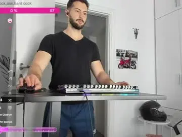 Chaturbate Live Porn of hard_chriss