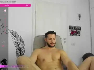 Chaturbate Watch Live Sex Cams of hard_chriss