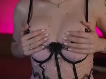 Chaturbate Adult Webcams of kira0541