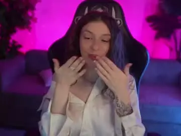 Chaturbate Watch Live Sex Cams of kira0541