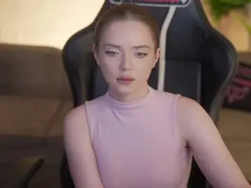 Chaturbate Live Sex Cam of kira0541