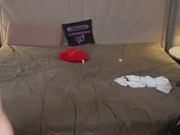 Chaturbate Watch Live Sex Cams of kira0541