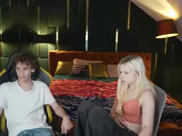 Chaturbate Watch Live Sex Cams of kira0541