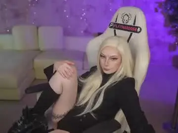 Chaturbate Best live sex cam show of kira0541