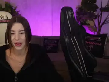Chaturbate Nude Webcam of kira0541