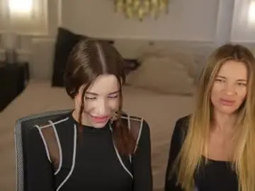 Chaturbate Watch Live Sex Cams of kira0541
