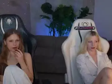 Chaturbate Adult Webcams of kira0541