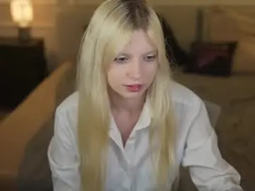 Chaturbate Sex Chat of kira0541